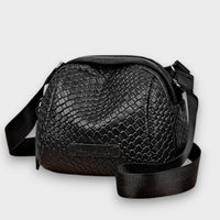 Bronelle – Braided Crossbody Bag in Shell Shape
